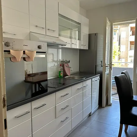 Apartment In Center Split